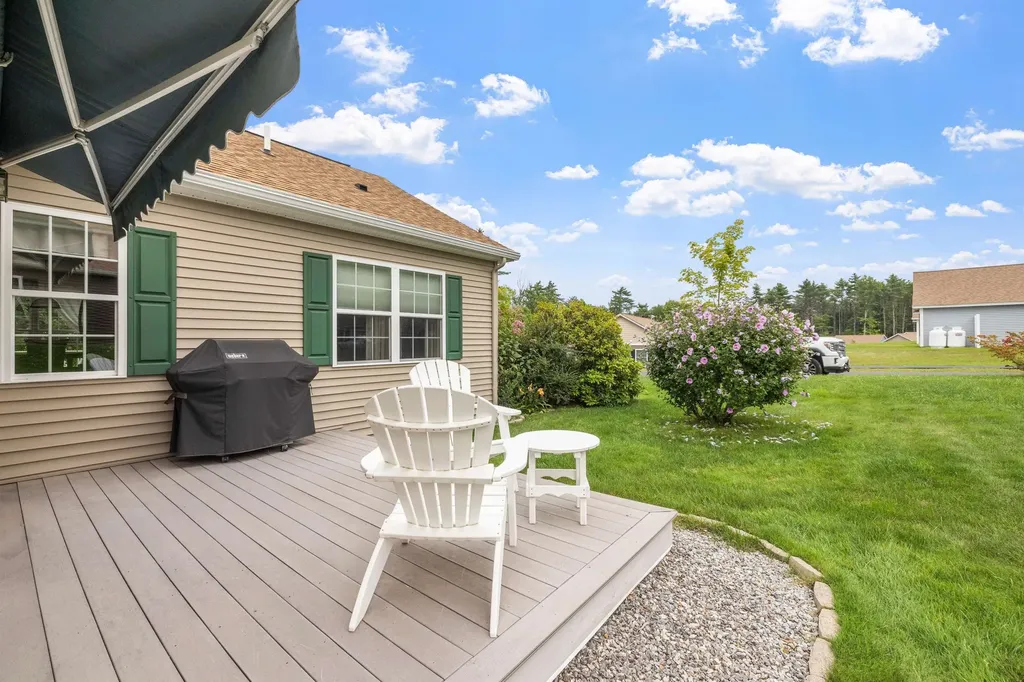 8 Siesta Lane Laconia NH 03246