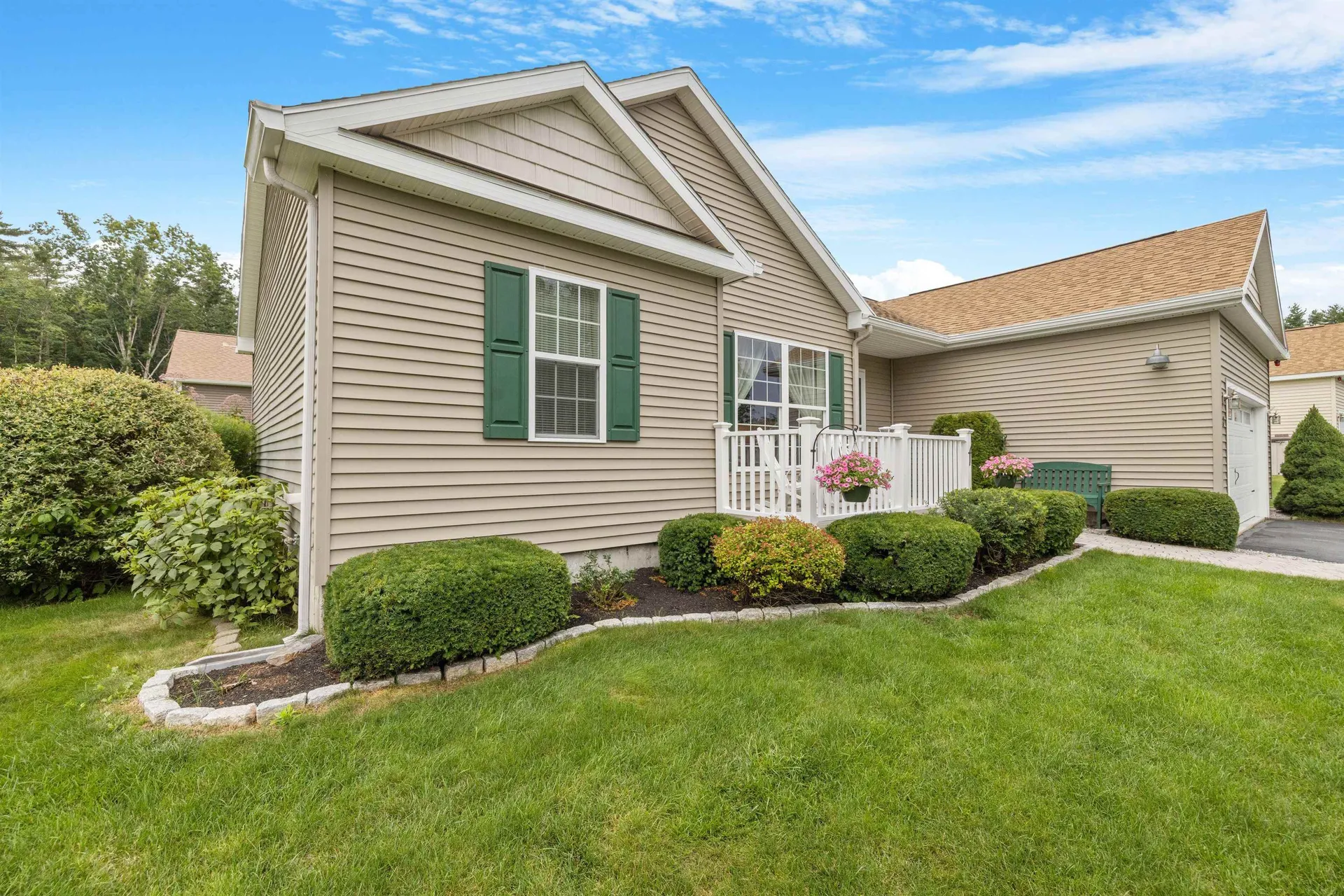 8 Siesta Lane Laconia NH 03246