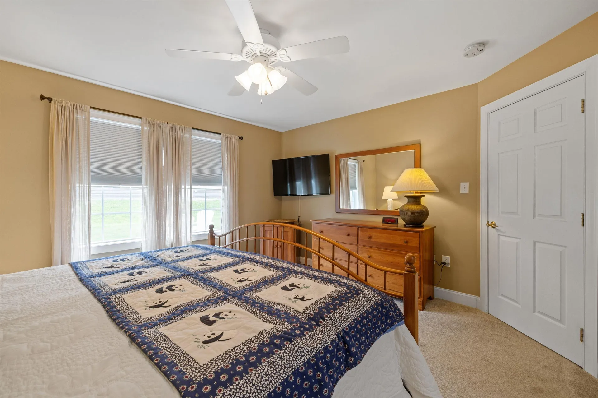 8 Siesta Lane Laconia NH 03246