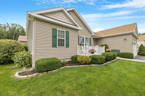 8 Siesta Lane Laconia NH 03246