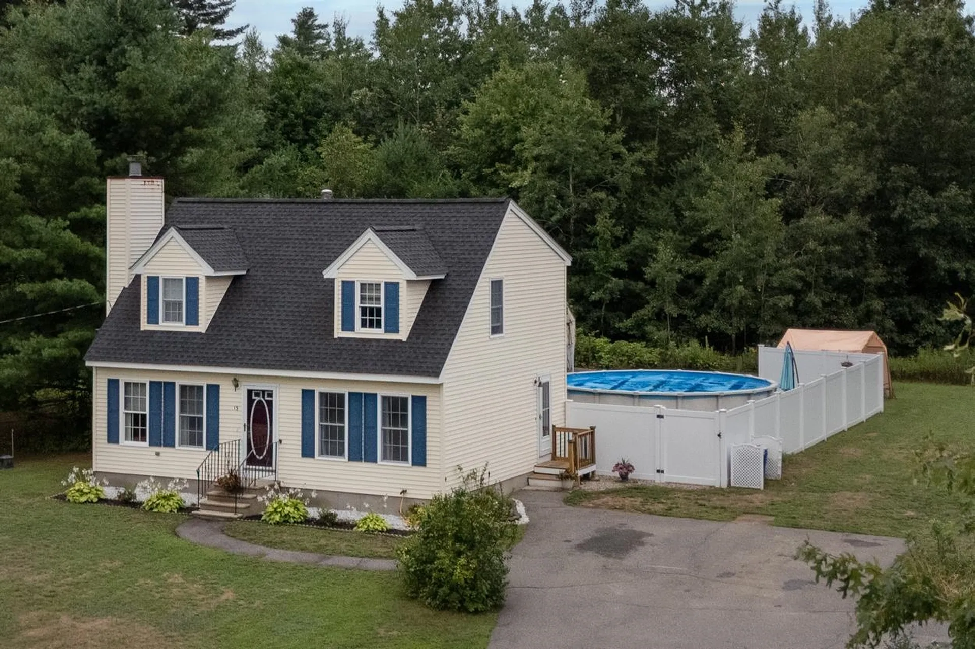 13 Bristol Way Litchfield NH 03052