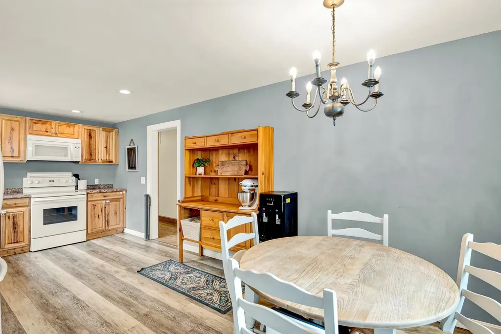 2 Riverside Drive Dover NH 03820