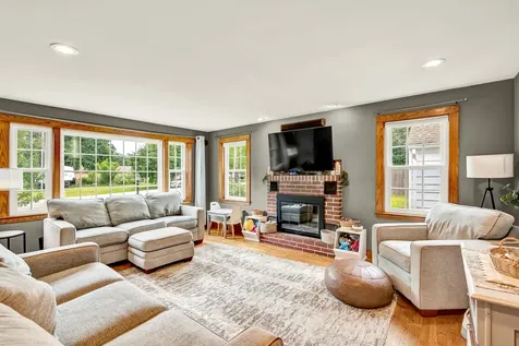 2 Riverside Drive Dover NH 03820