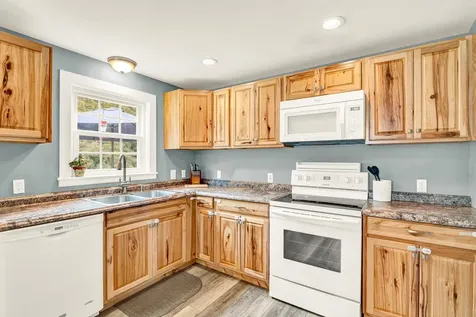 2 Riverside Drive Dover NH 03820