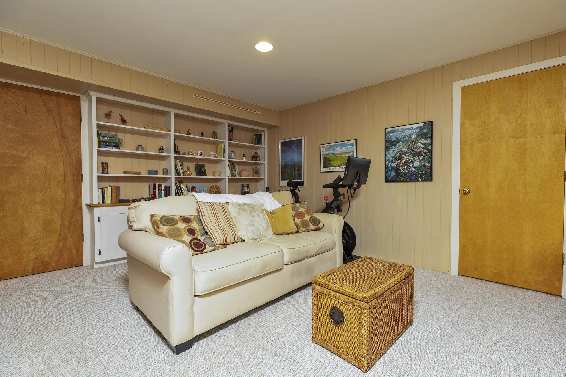 84 Fairway Lane New London NH 03257