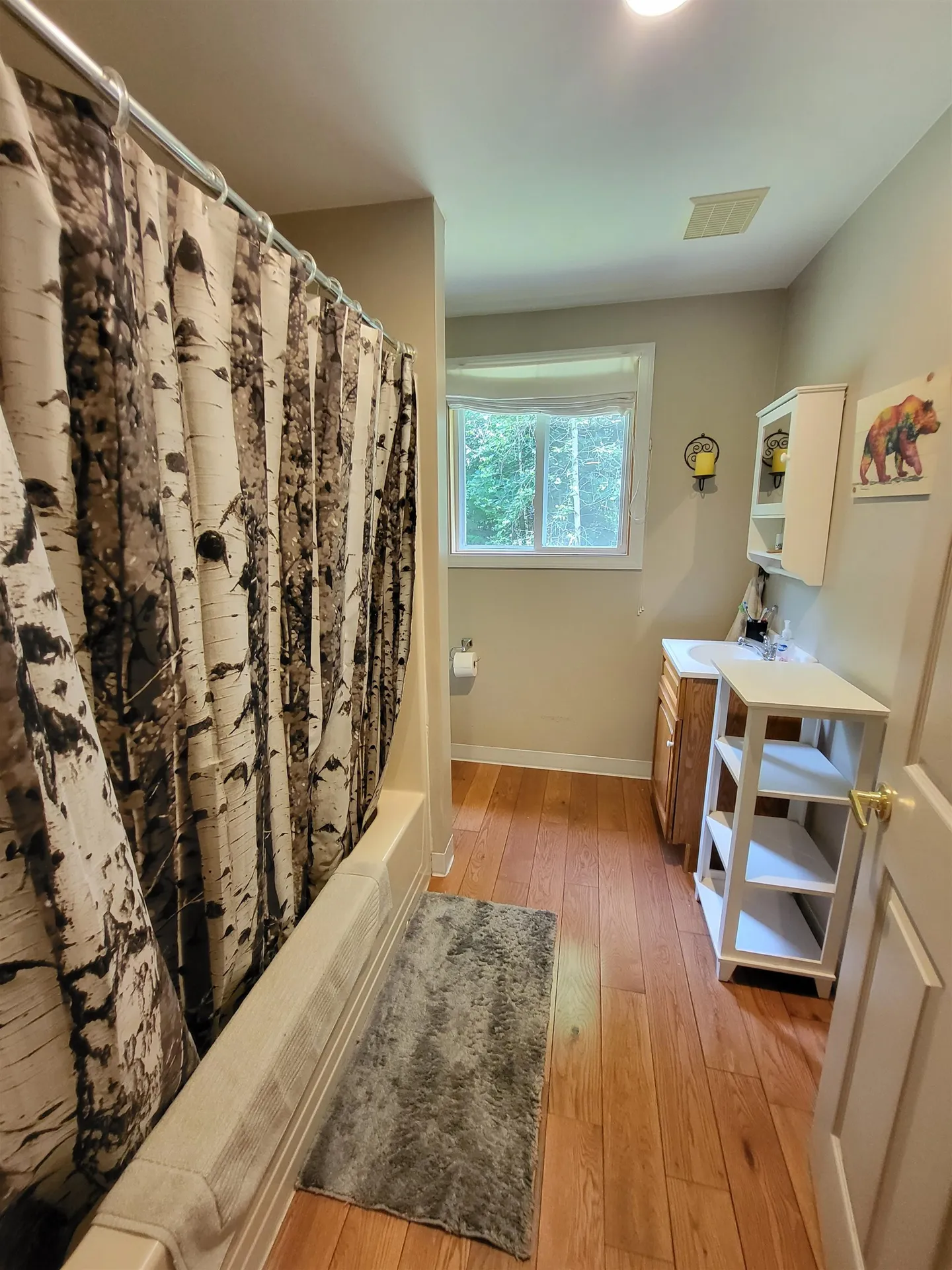 28 Cuttyhunk Road Thornton NH 03285