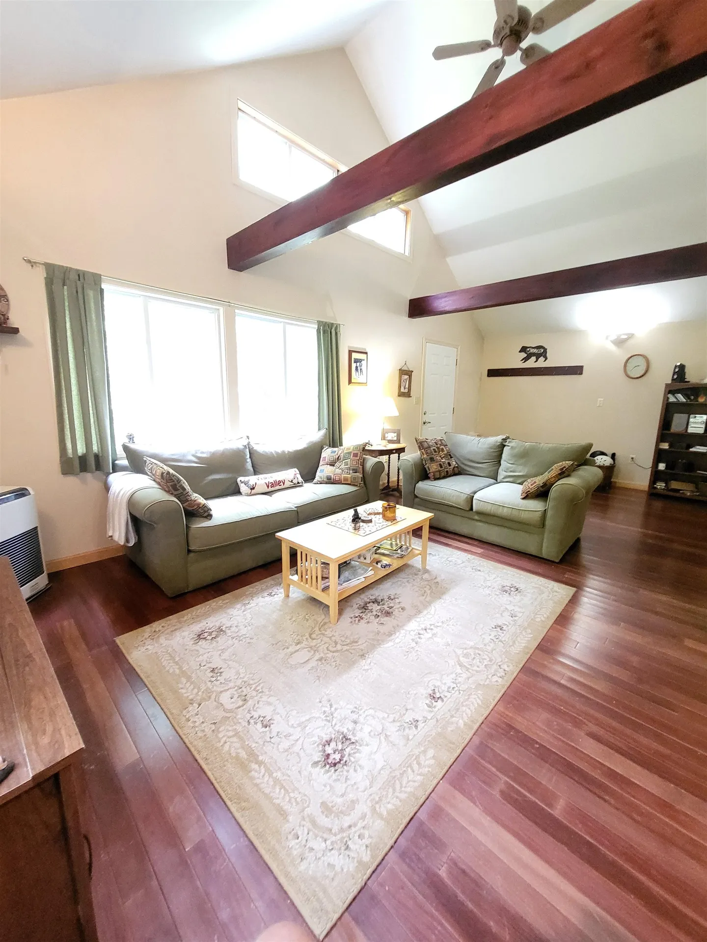 28 Cuttyhunk Road Thornton NH 03285