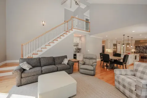 327 N Amherst Road Bedford NH 03110