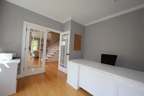 327 N Amherst Road Bedford NH 03110