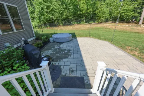327 N Amherst Road Bedford NH 03110
