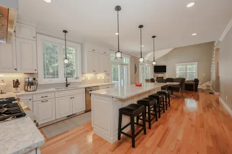 327 N Amherst Road Bedford NH 03110