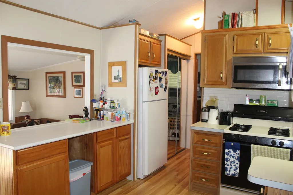 15 Piper Trail Freedom NH 03836