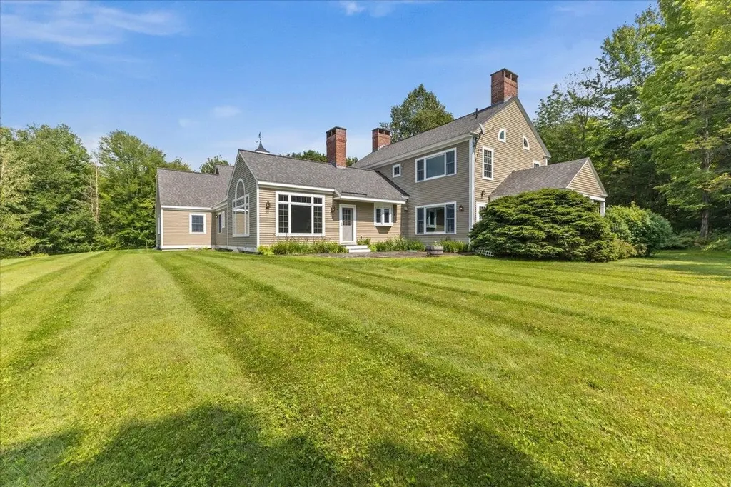 87 Whitney Lane Stowe VT 05672