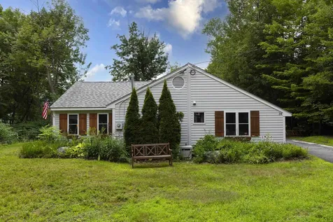 34 Pine Street Newbury NH 03255