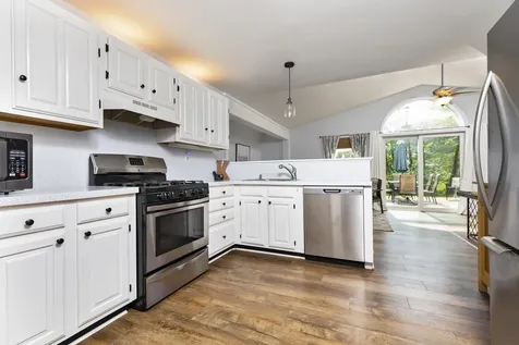 34 Pine Street Newbury NH 03255