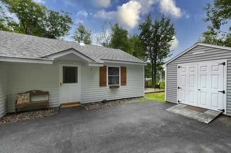 34 Pine Street Newbury NH 03255