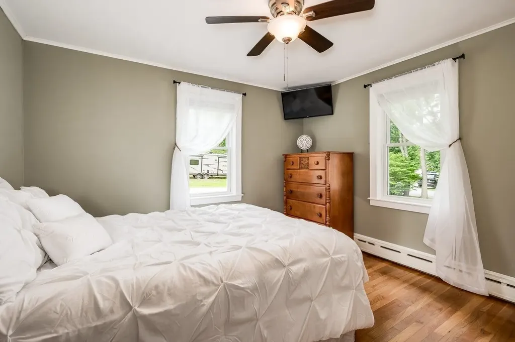 43 Ten Rod Road Rochester NH 03867