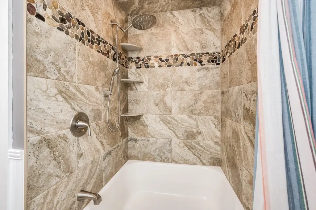 43 Ten Rod Road Rochester NH 03867