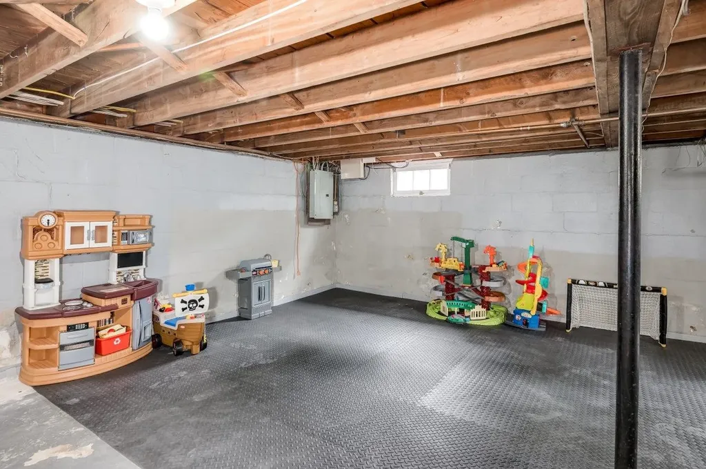 43 Ten Rod Road Rochester NH 03867