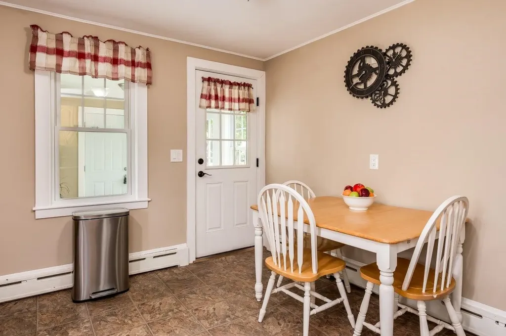 43 Ten Rod Road Rochester NH 03867