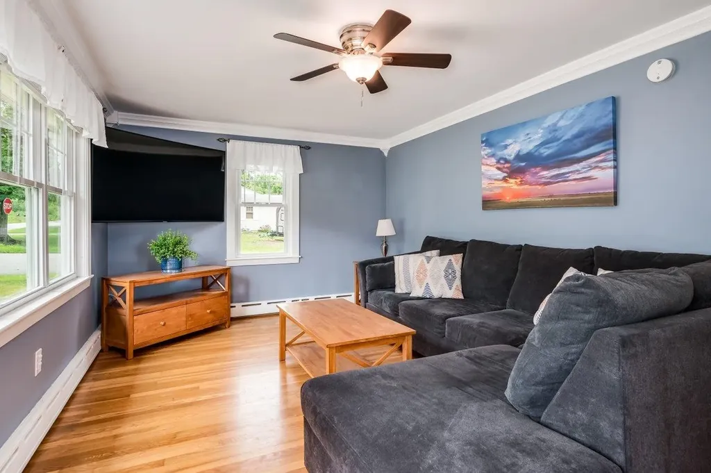 43 Ten Rod Road Rochester NH 03867