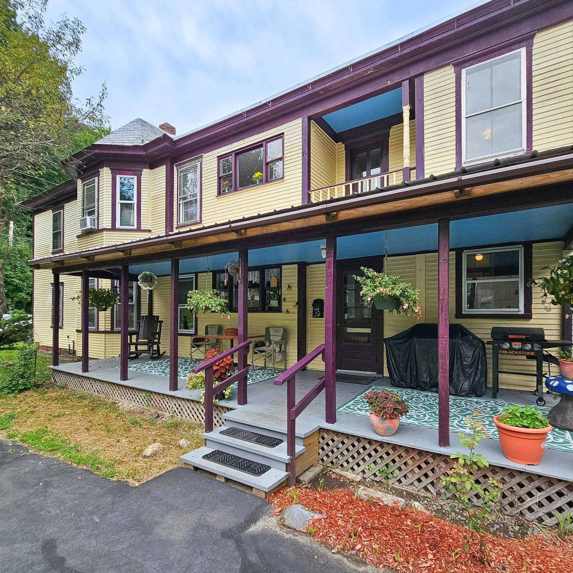 20 Pine Street Rockingham VT 05101