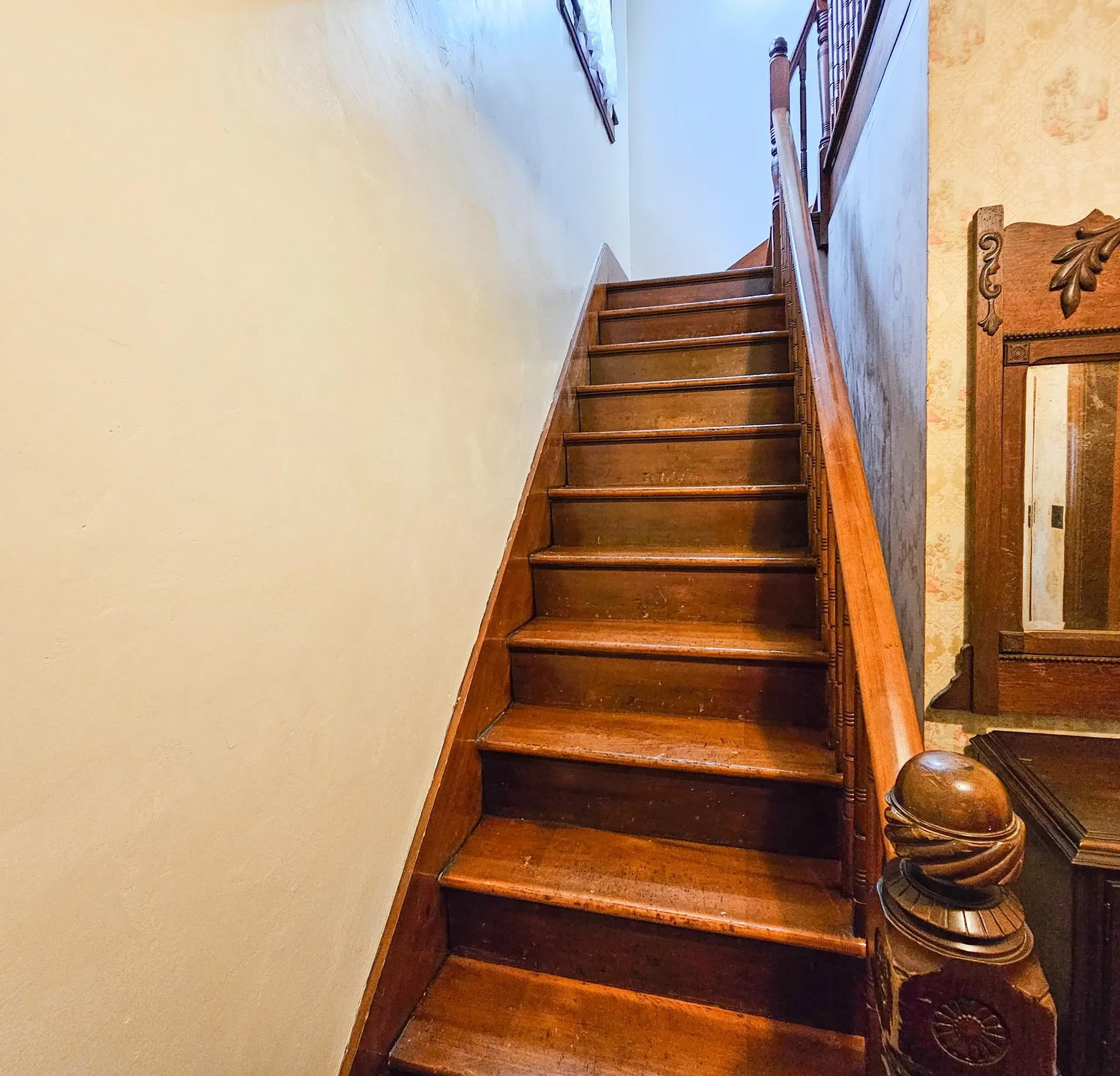20 Pine Street Rockingham VT 05101