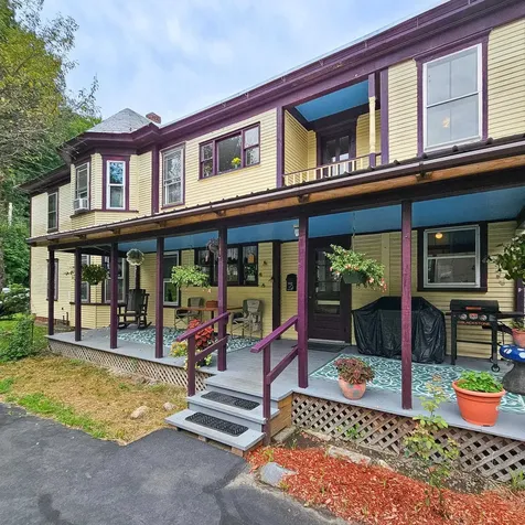 20 Pine Street Rockingham VT 05101