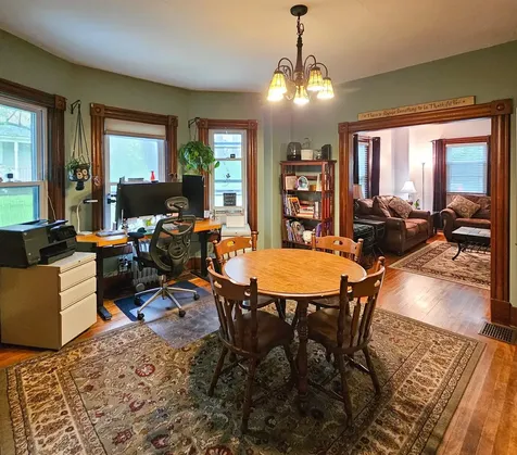 20 Pine Street Rockingham VT 05101