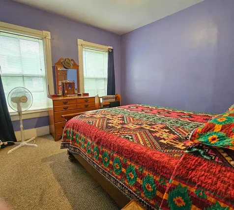 20 Pine Street Rockingham VT 05101