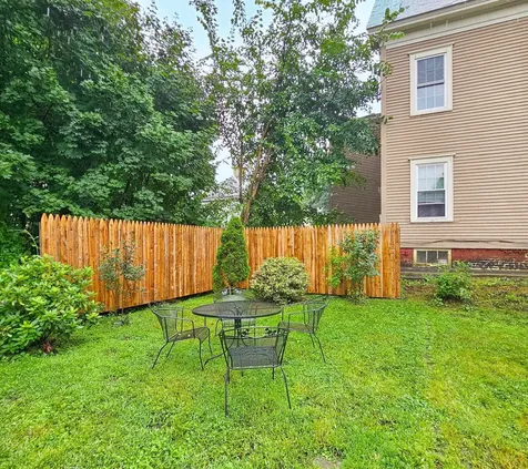 20 Pine Street Rockingham VT 05101