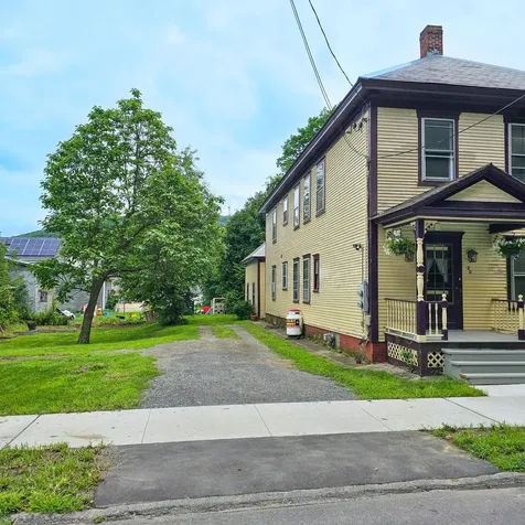 20 Pine Street Rockingham VT 05101