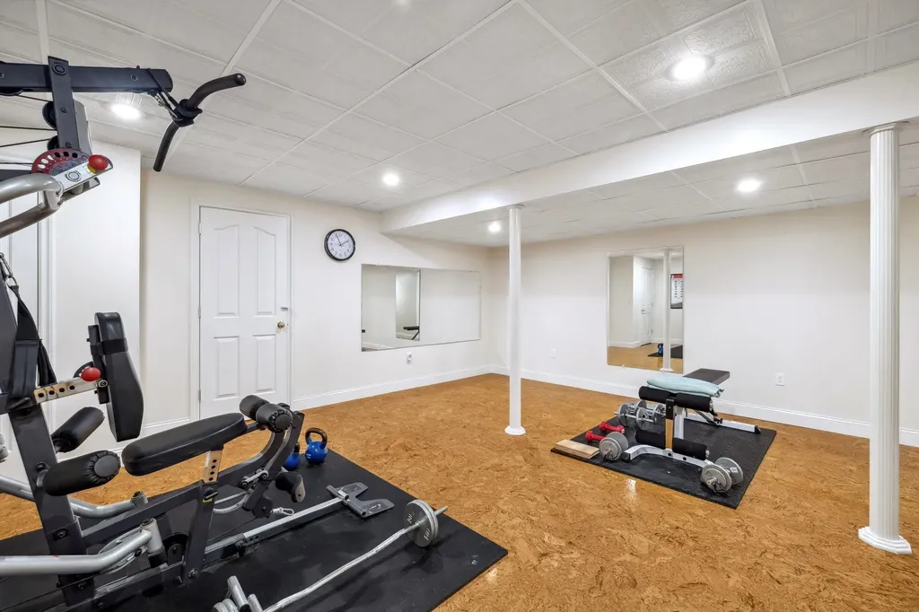 11 Gauthier Way Pelham NH 03076