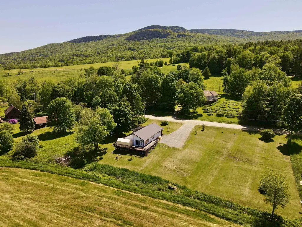 2234 Common Road Waitsfield VT 05673