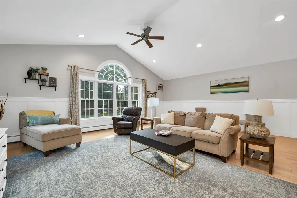 40 Lyford Road Brookfield NH 03872