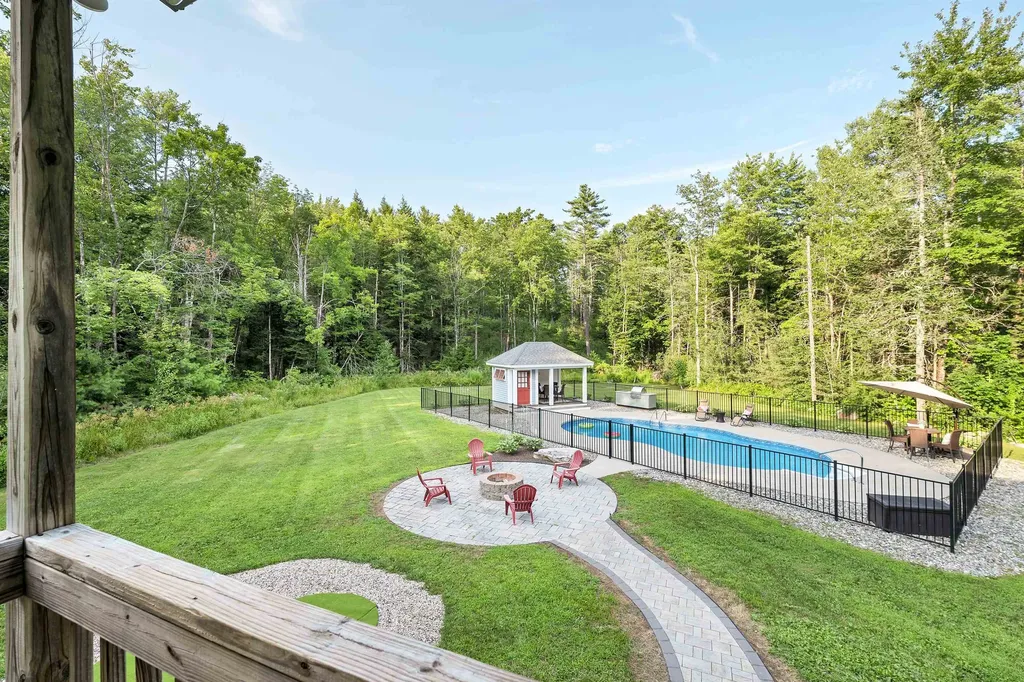 40 Lyford Road Brookfield NH 03872