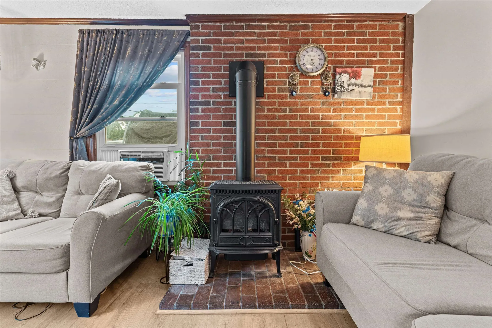 28 Bailey Avenue Manchester NH 03104