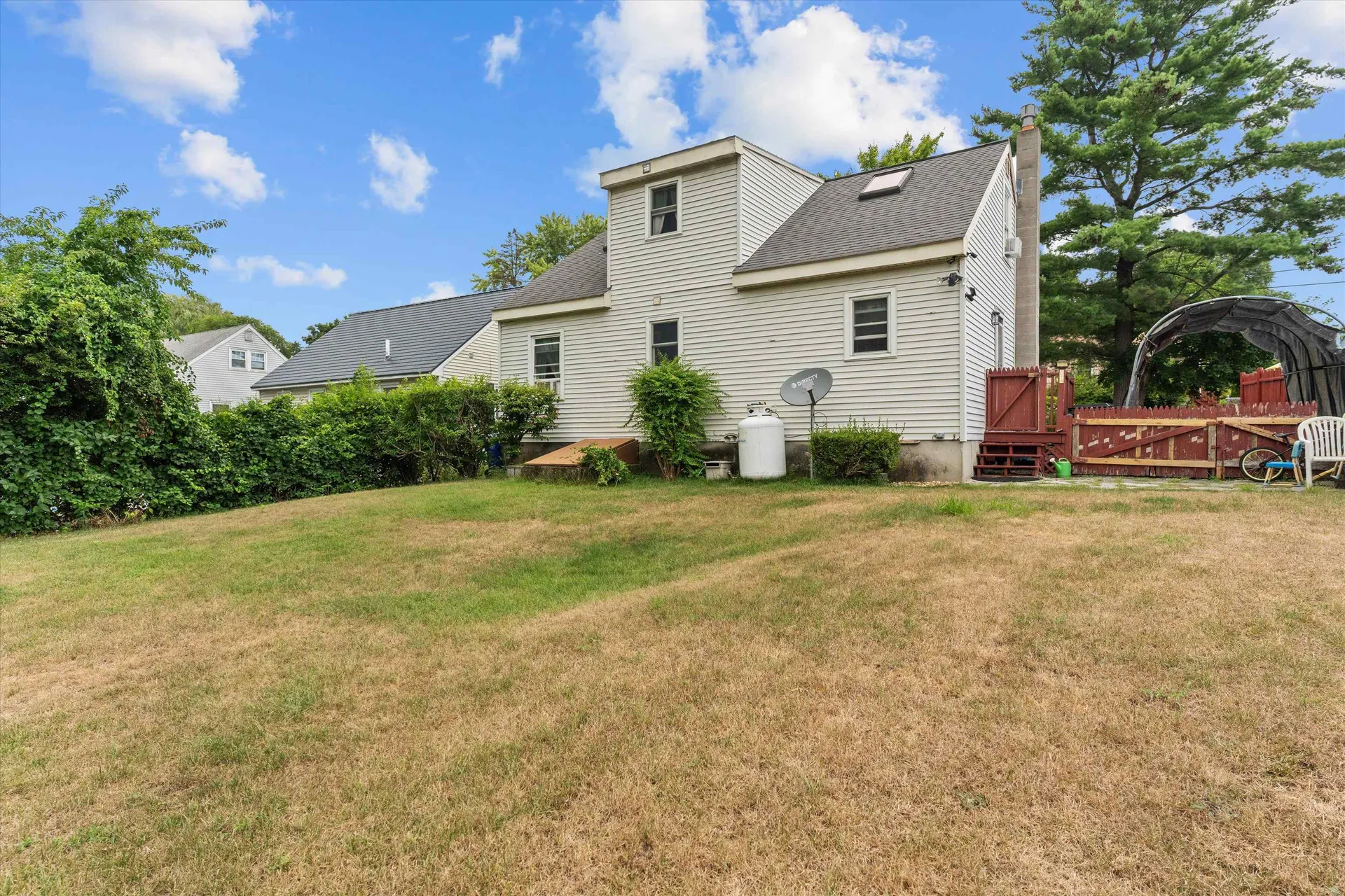 28 Bailey Avenue Manchester NH 03104