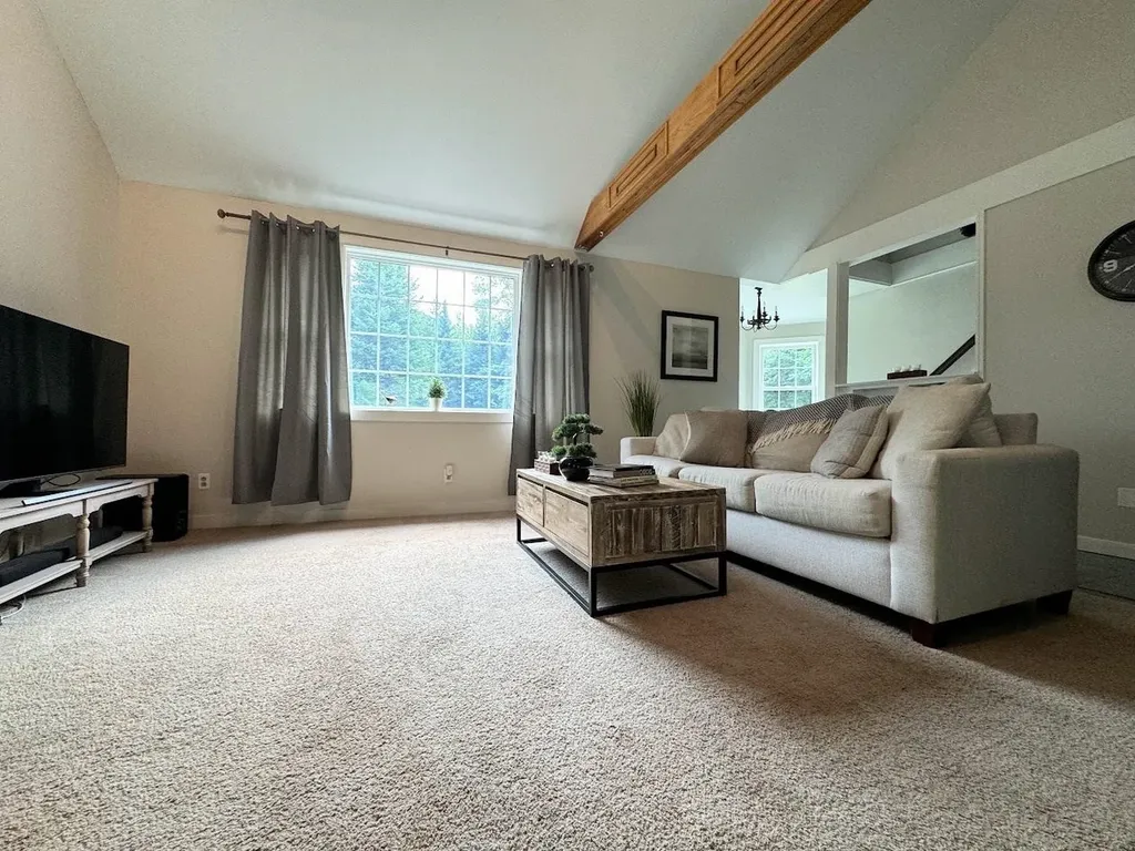 508 Currier Road Hill NH 03243