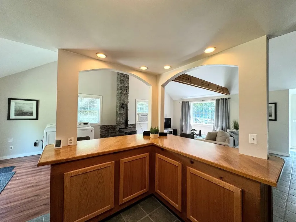 508 Currier Road Hill NH 03243