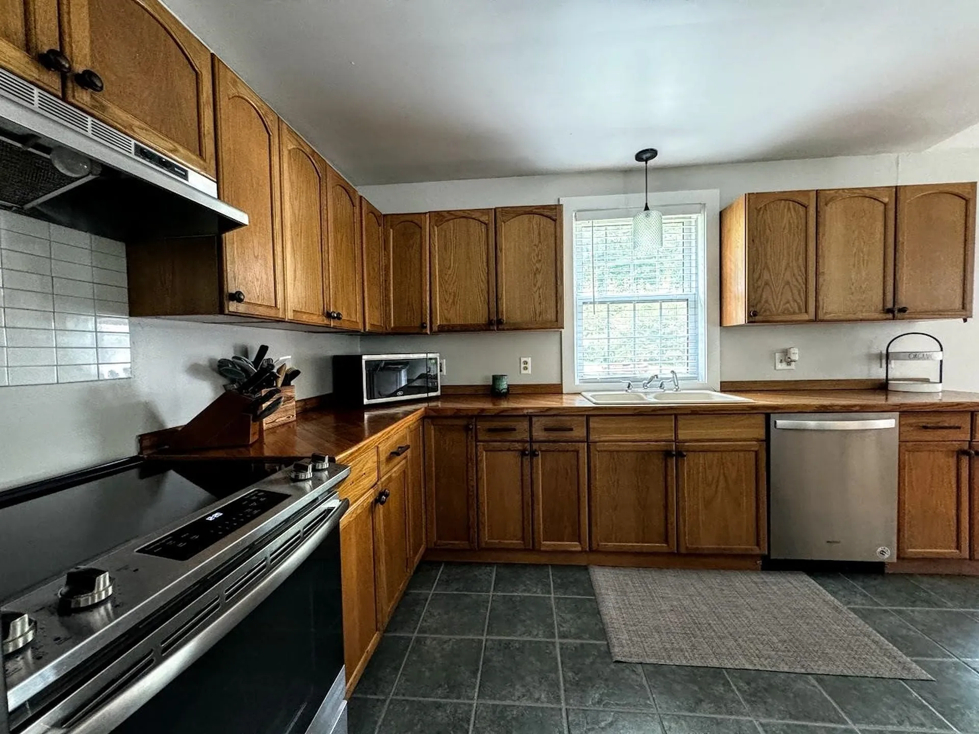 508 Currier Road Hill NH 03243
