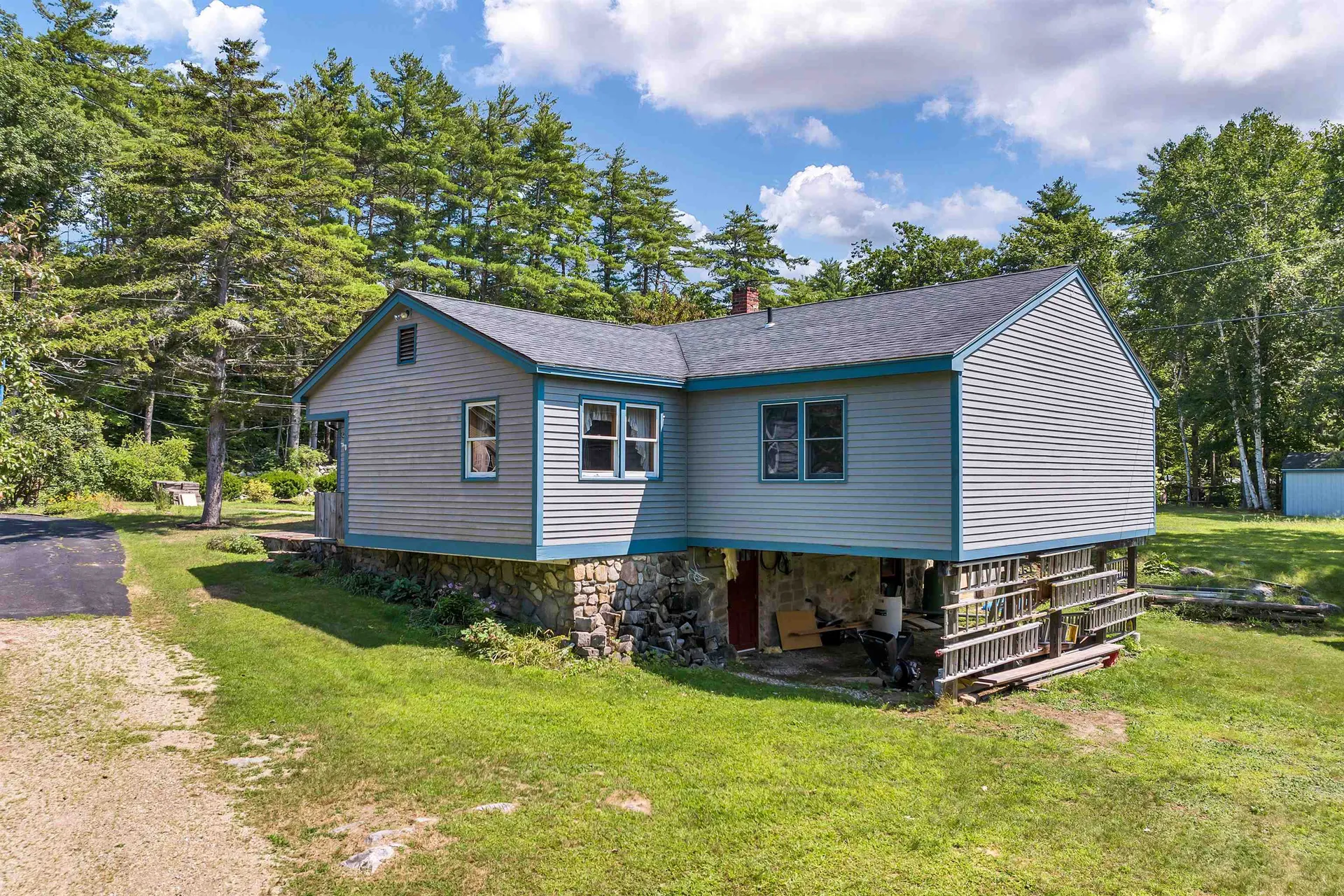 7 Roberts Cove Road Alton NH 03809