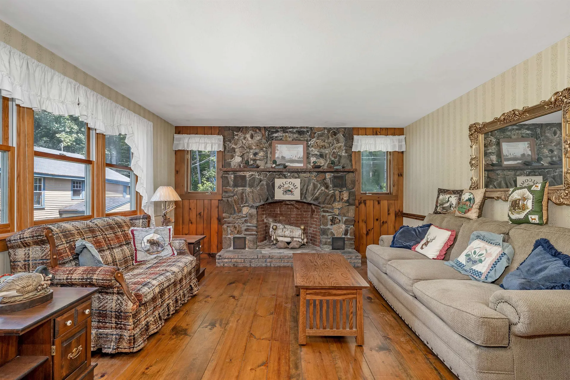 7 Roberts Cove Road Alton NH 03809