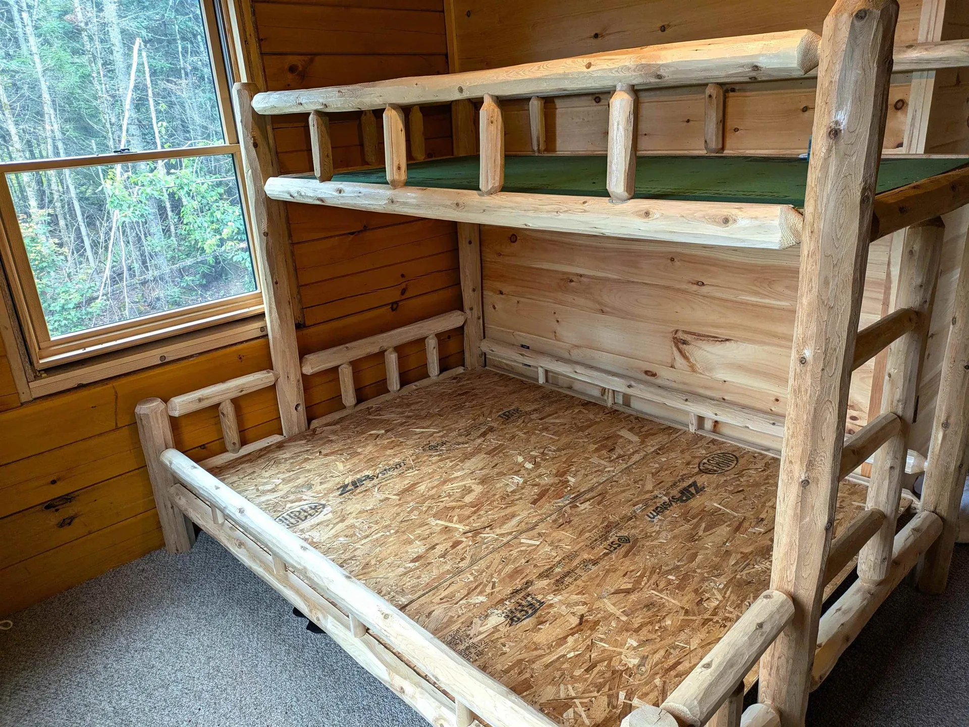 34 Goldilocks Lane Pittsburg NH 03592