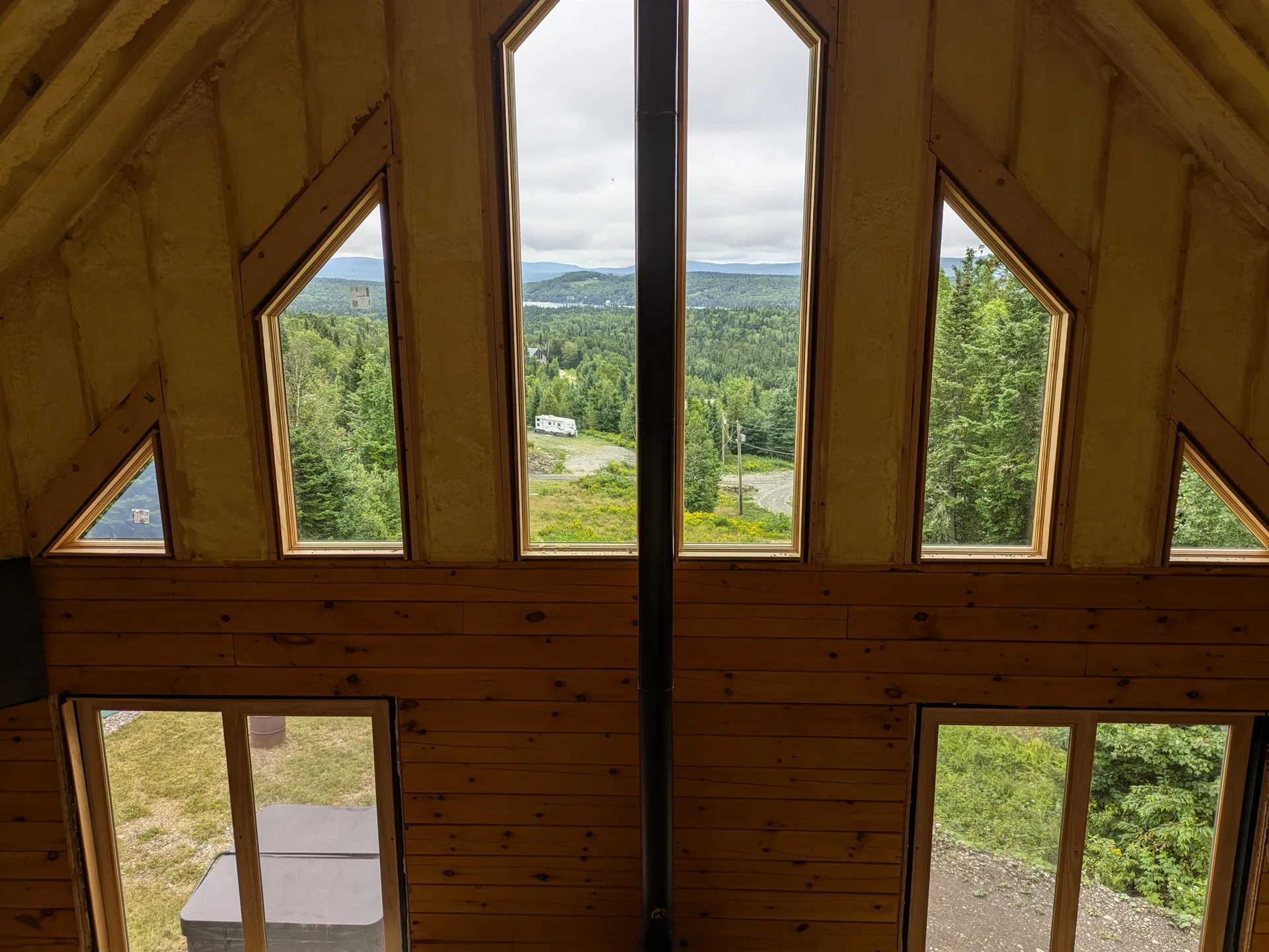 34 Goldilocks Lane Pittsburg NH 03592