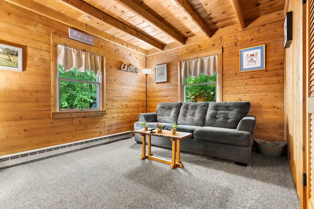 19 Wild Ammonoosuc Road Haverhill NH 03785
