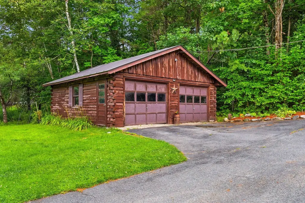 19 Wild Ammonoosuc Road Haverhill NH 03785