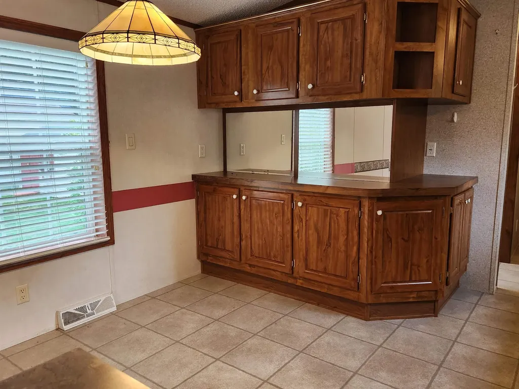 4 Pond Street Loudon NH 03307