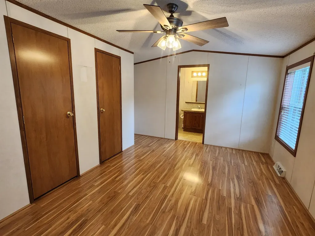 4 Pond Street Loudon NH 03307