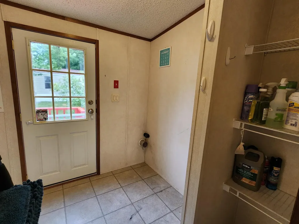 4 Pond Street Loudon NH 03307